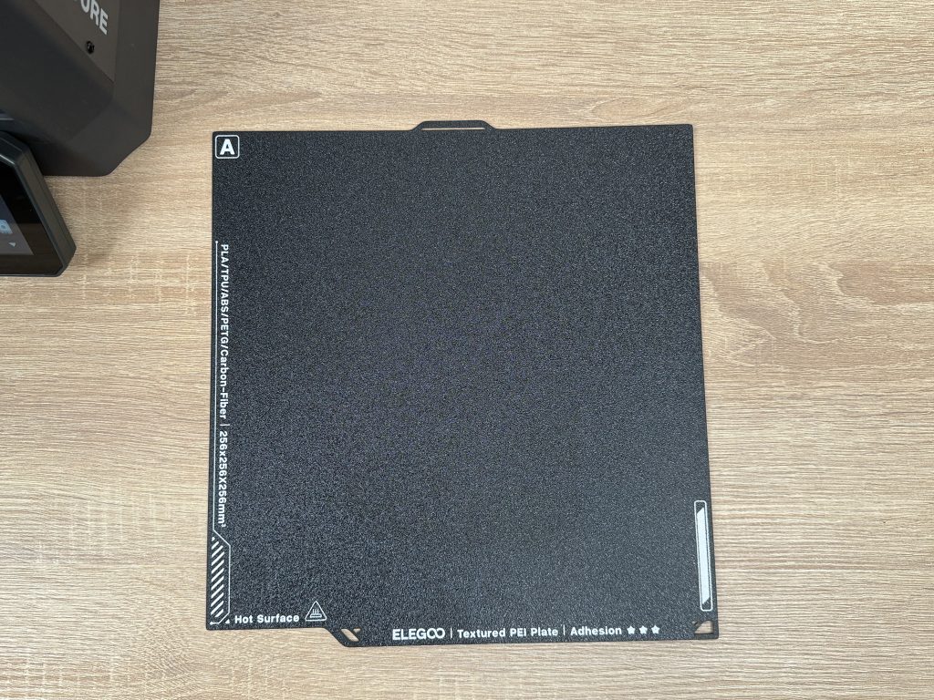 Elegoo Centauri Carbon 3D-Drucker Druckplattenseite mit starker Textur