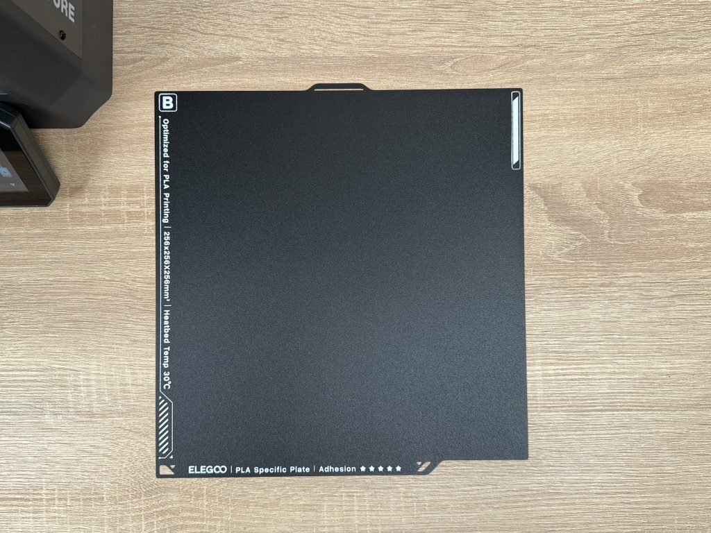 Elegoo Centauri Carbon 3D-Drucker Druckplattenseite mit dezenter Struktur