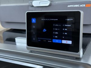 Anycubic Kobra S1 Combo 3D-Drucker Bildschirm während dem Druck