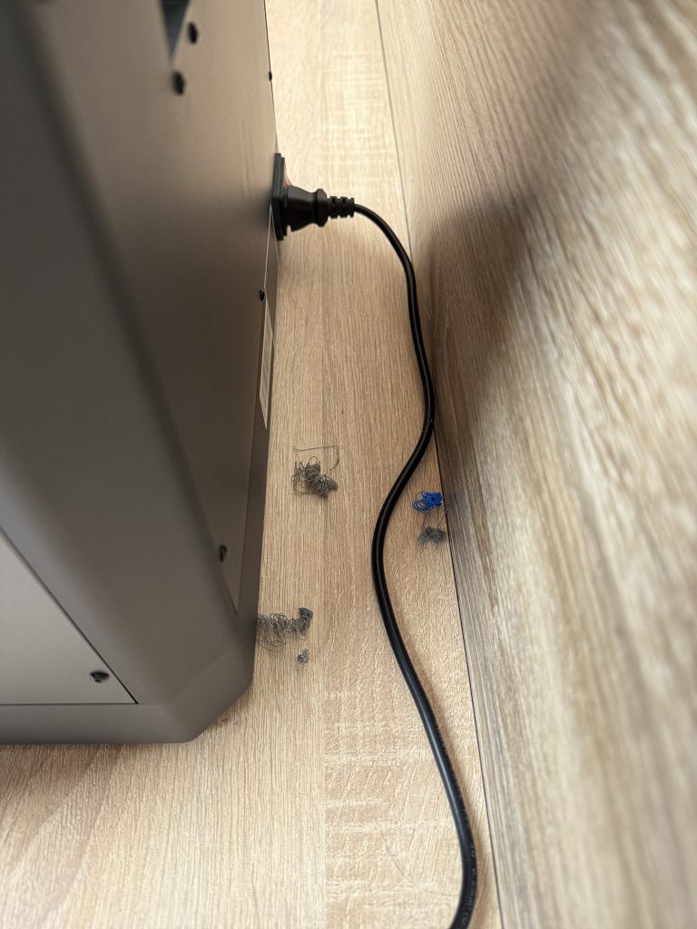 Elegoo Centauri Carbon 3D-Drucker Detail Filamentabfall