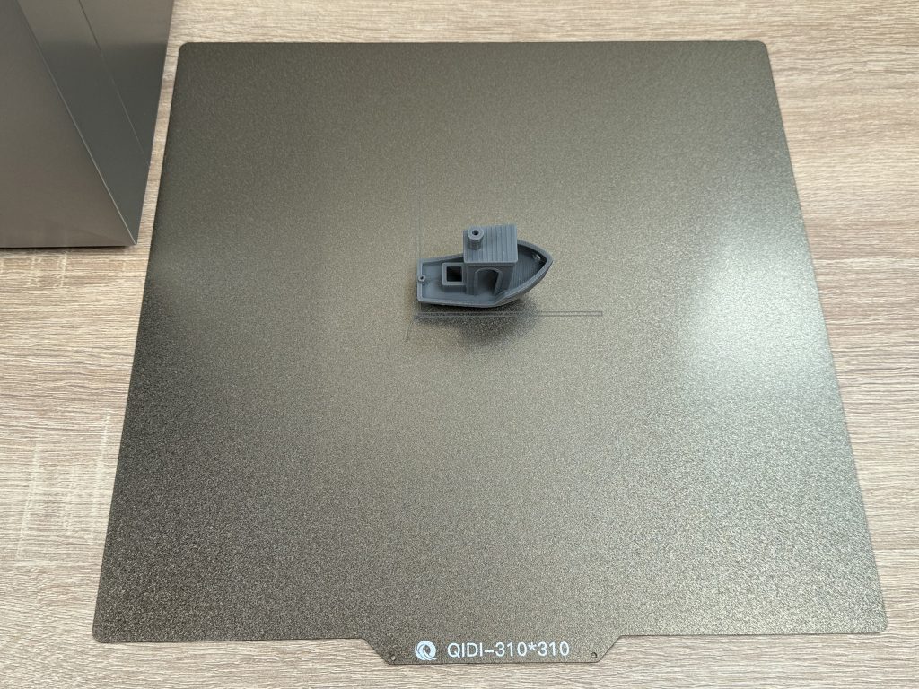 Qidi Plus4 3D-Drucker fertiges Benchy 2