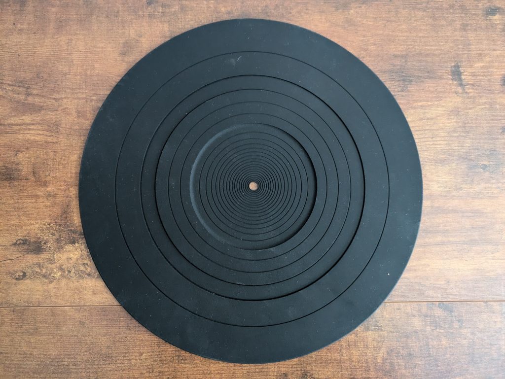 Auflage des Cambridge Audio Alva ST Plattenspielers