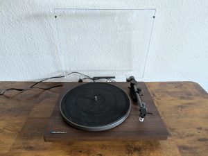 Blaupunkt TT 200 TX WN Plattenspieler geöffnet