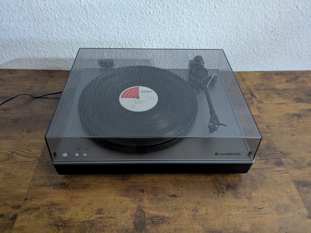 Cambridge Audio Alva ST Plattenspieler mit Platte