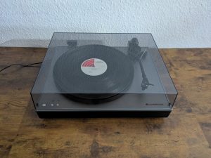 Cambridge Audio Alva ST Plattenspieler mit Platte