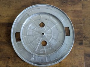 Drehteller des Sony PS-LX310BT Plattenspielers von unten