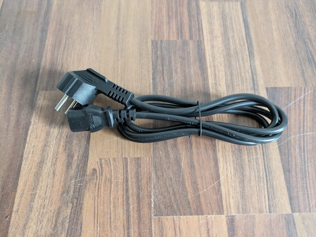 Netzkabel der Skandika V2 Vibrationsplatte