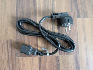 Netzkabel der VITALmaxx Basic Vibrationsplatte