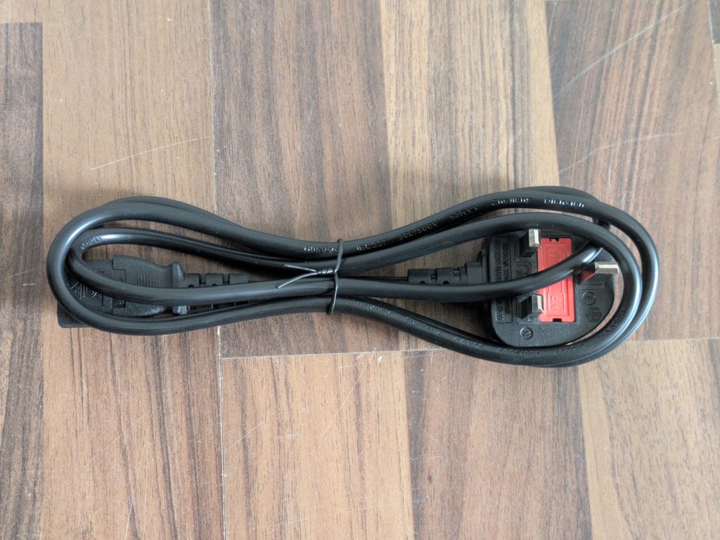 Netzkabel der WeightWorld Vibrationsplatte (2)