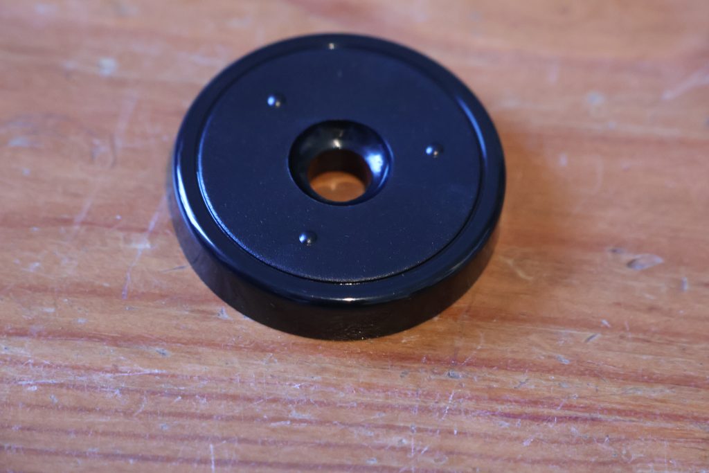 Single-Adapter des Dual DTJ 301.1 Plattenspielers