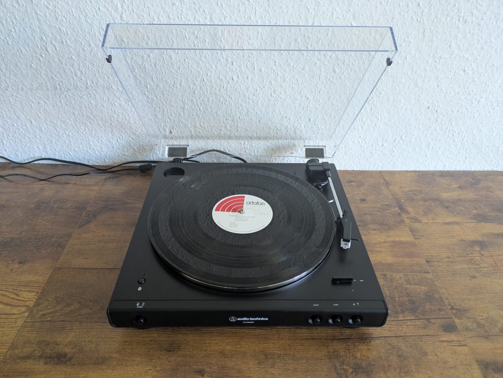 Titelbild des Audio-Technica LP60XBTBK Plattenspielers
