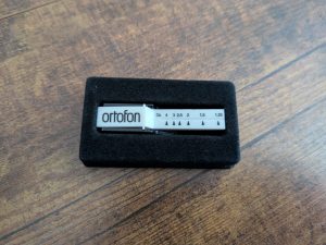 Tonarmwaage des Cambridge Audio Alva ST Plattenspielers