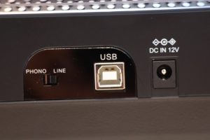 USB-Anschluss des Dual DTJ 301.1 Plattenspielers