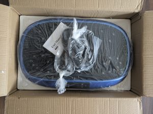 Verpackung der FLYBIRD Mini Vibrationsplatte geöffnet (2)