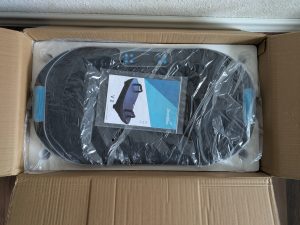 Verpackung der Skandika V2 Vibrationsplatte geöffnet (2)