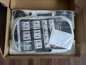 Verpackung der VITALmaxx Basic Vibrationsplatte geöffnet (2)