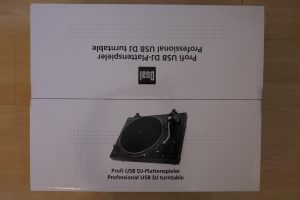 Verpackung des Dual DTJ 301.1 Plattenspielers von oben