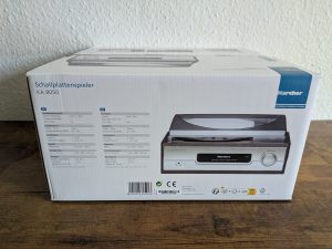 Verpackung des Karcher KA 8050 Plattenspielers von vorne