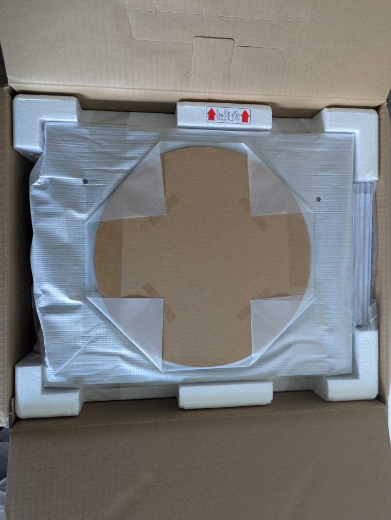 Verpackung des Sony PS-LX310BT Plattenspielers geöffnet (2)