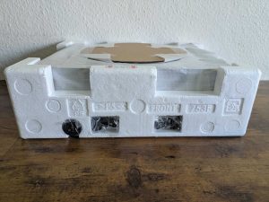 Verpackung des Sony PS-LX310BT Plattenspielers v2