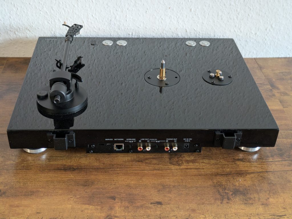 Yamaha Musiccast Vinyl 500 Plattenspieler von hinten