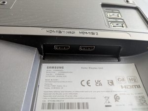Anschlüsse des Samsung M5 Smart S32BM500EU Monitors