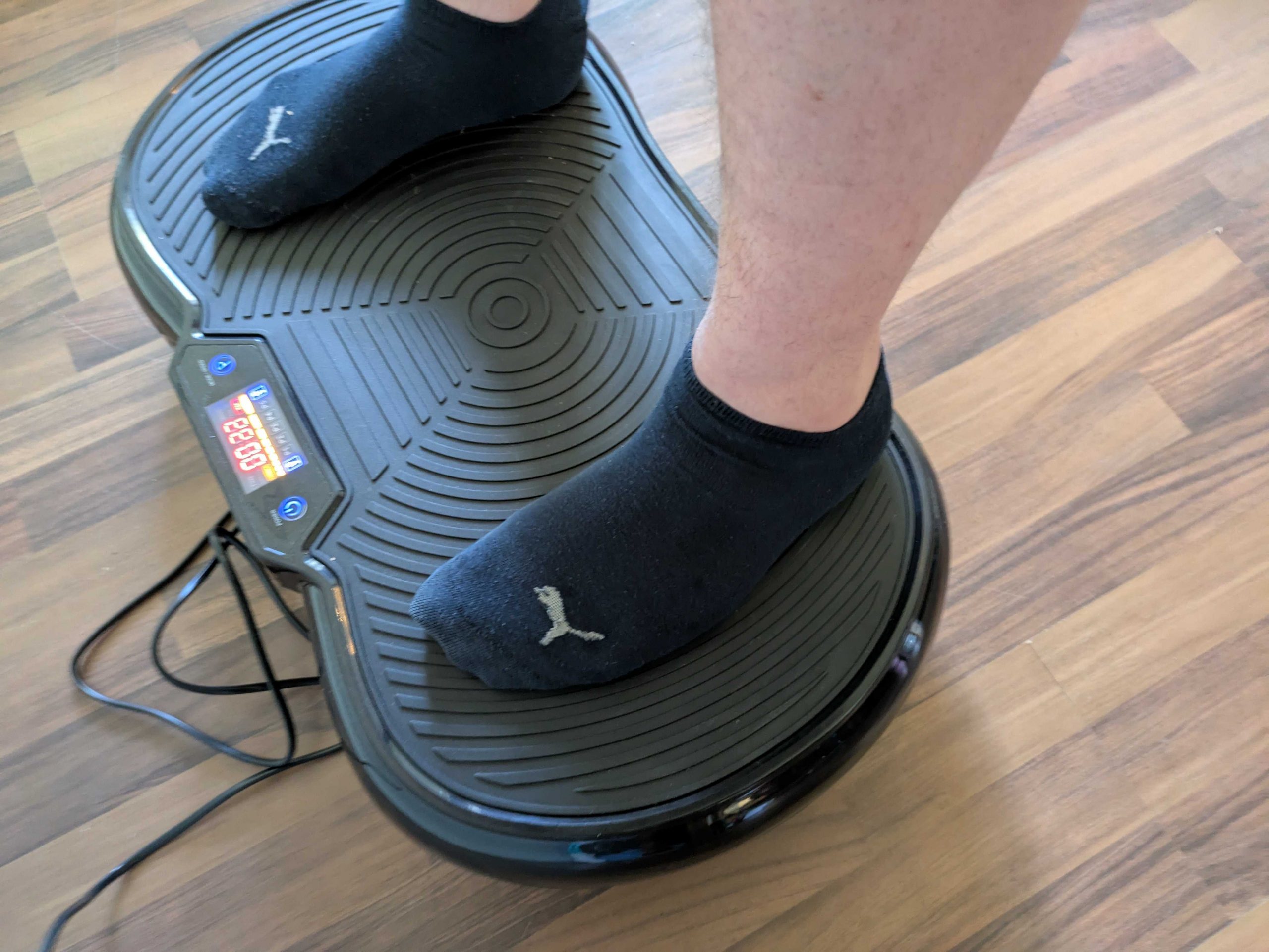 Bluefin Fitness SLIM Vibrationsplatte im Betrieb (2)