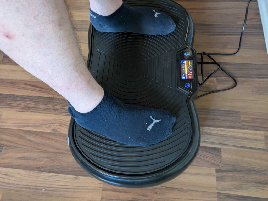Bluefin Fitness SLIM Vibrationsplatte im Betrieb (3)