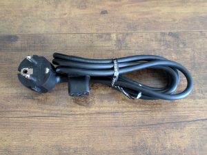 Netzkabel des Samsung M5 Smart S32BM500EU Monitors