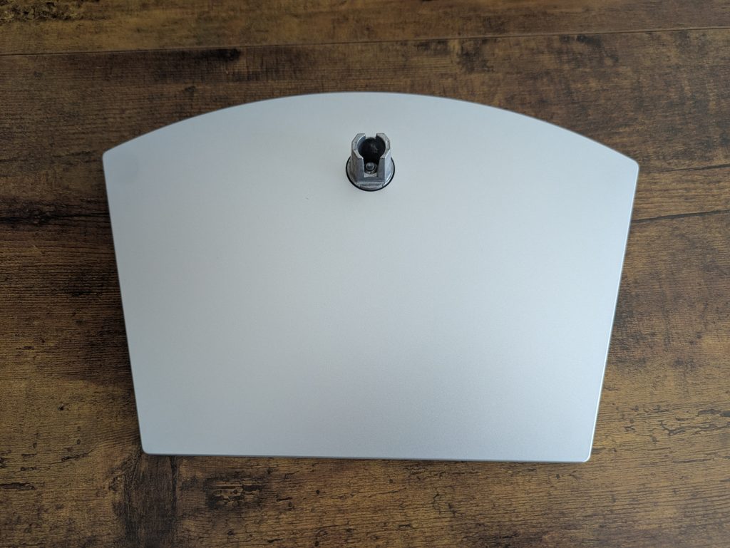 Standfuß des Dell S2721QSA Monitors