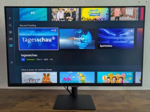 Titelbild des Samsung M5 Smart S32BM500EU Monitors (2)