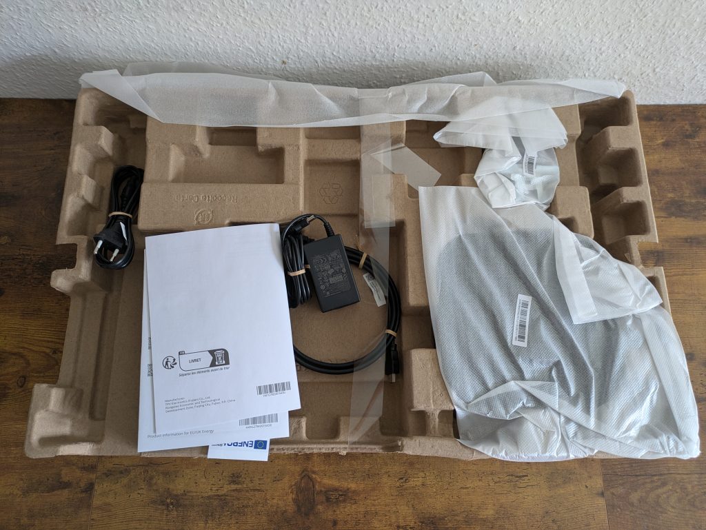Verpackung des AOC 27B35HM Monitor geöffnet