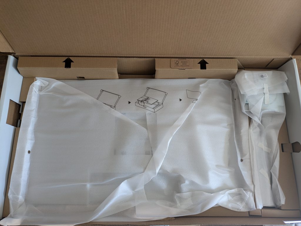 Verpackung des Dell S2721QSA Monitors geöffnet (2)