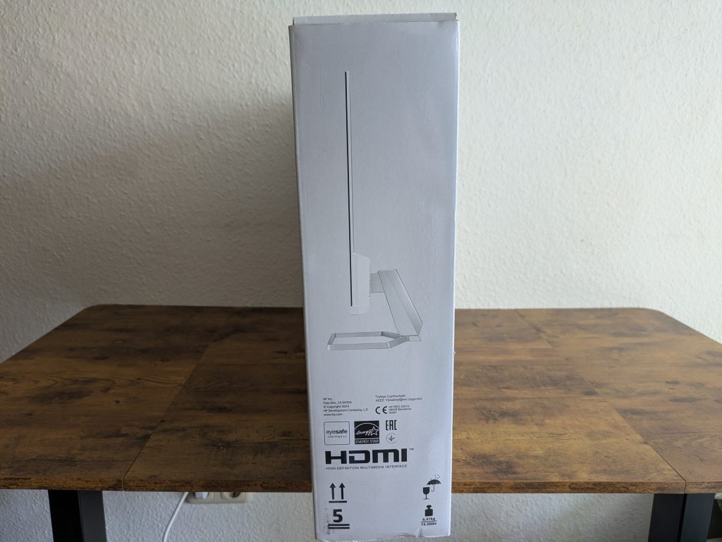 Verpackung des HP Series 5 527sa Monitors von der Seite