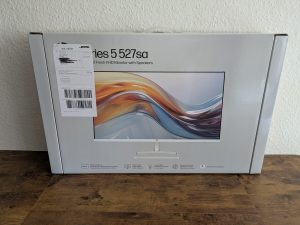 Verpackung des HP Series 5 527sa Monitors von vorne