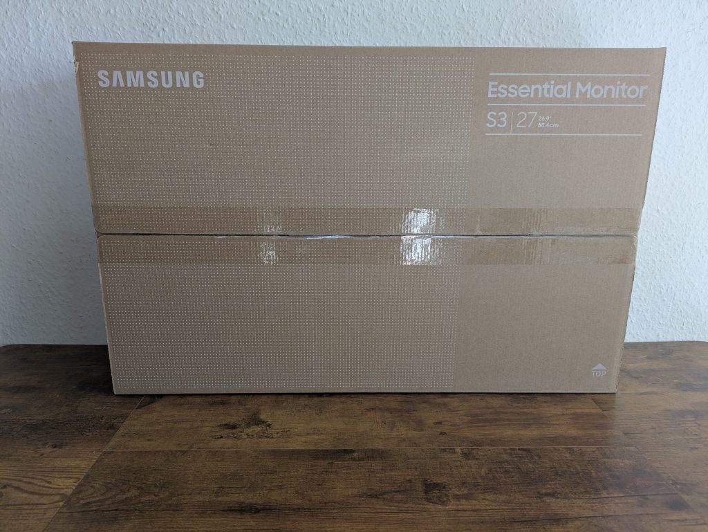 Verpackung des Samsung S36GD Monitors von vorne