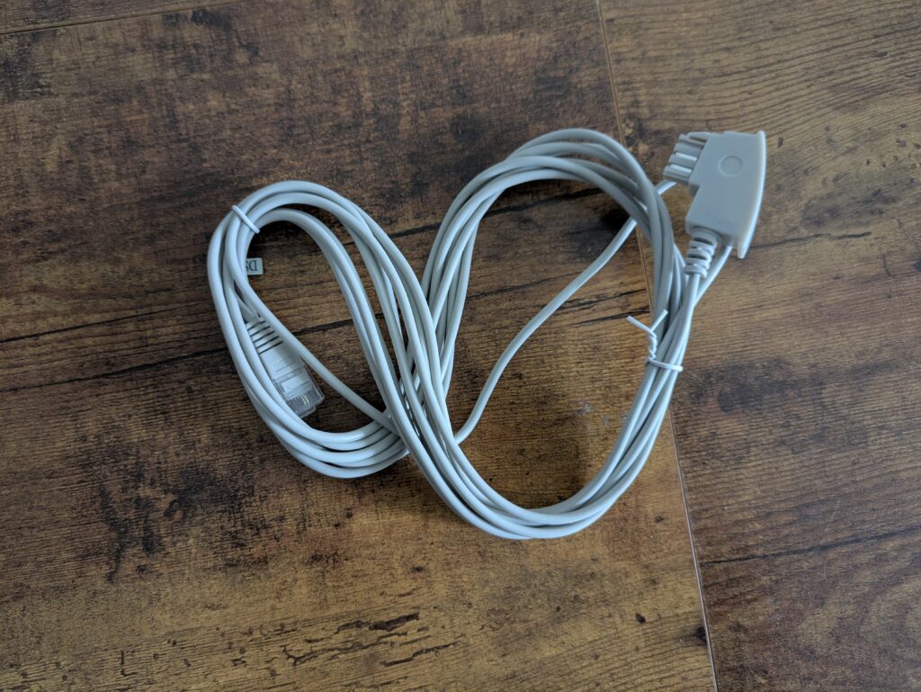 FON-Kabel des FRITZ!Box 5690 Pro Routers