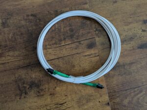 Glasfaserkabel des FRITZ!Box 5690 Pro Routers