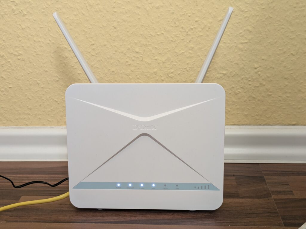 Titelbild des D-Link Eagle Pro AI G416 Routers (2)