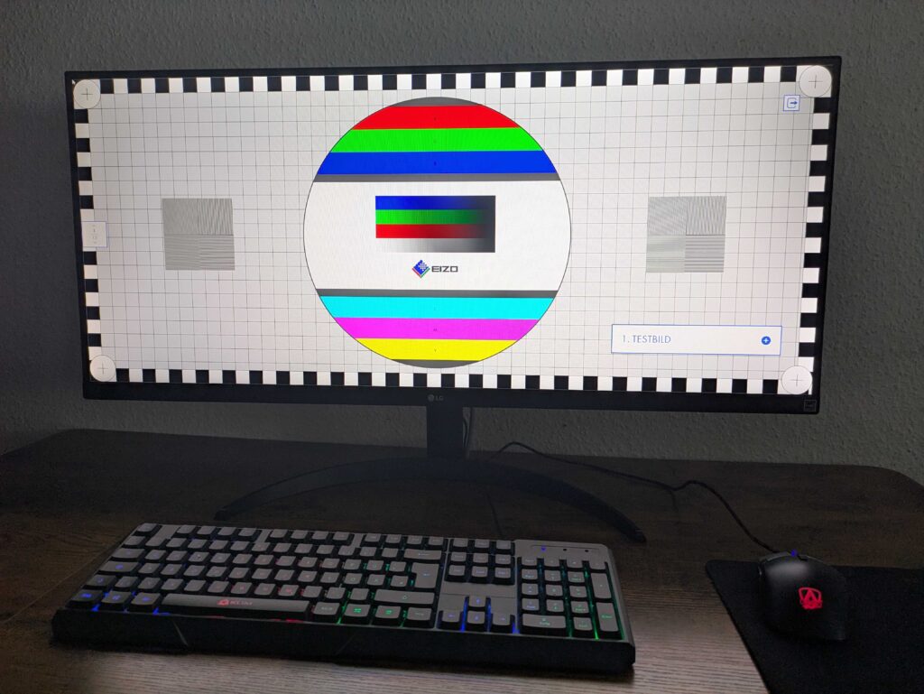 Titelbild des LG Electronics 34WQ500-B UltraWide Monitors (3)