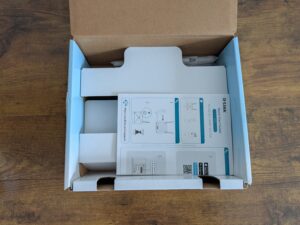 Verpackung des D-Link Eagle Pro AI G416 Routers geöffnet v2