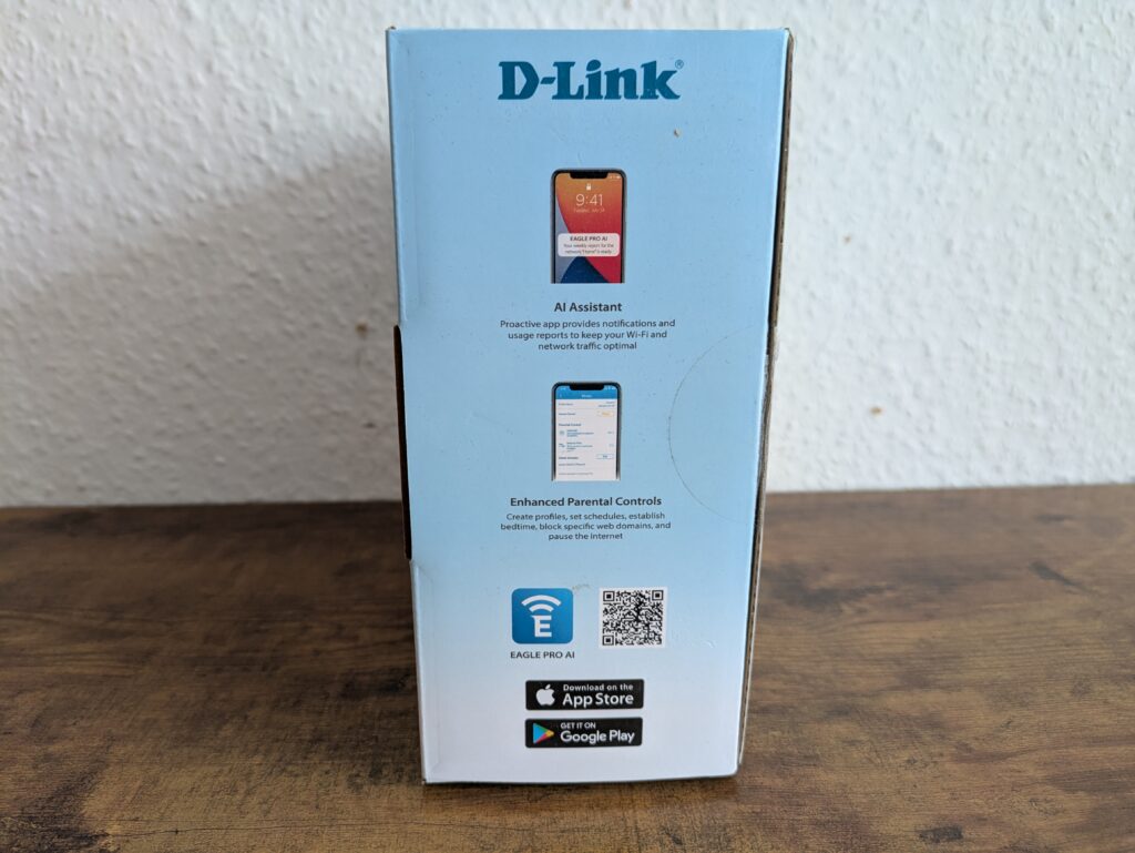Verpackung des D-Link Eagle Pro AI G416 Routers von Rechts