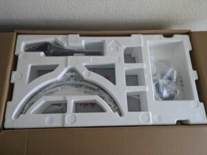 Verpackung des LG Electronics 34WQ500-B UltraWide Monitors v2