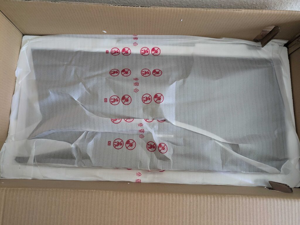 Verpackung des LG Electronics 34WQ500-B UltraWide Monitors v3