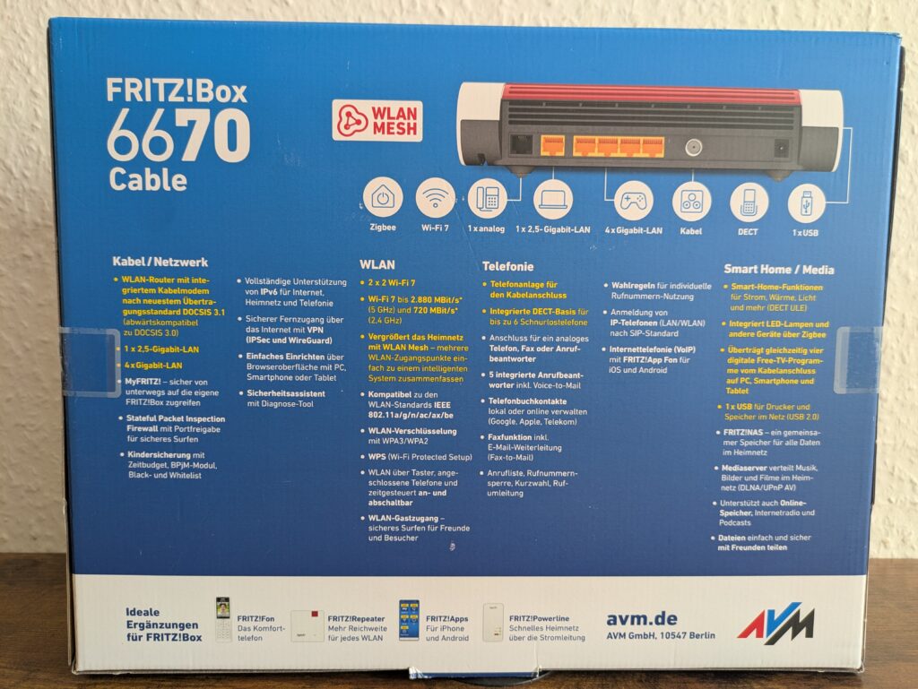 Verpackung des Verpackung des FRITZ!Box 6670 Cable Routers von hinten
