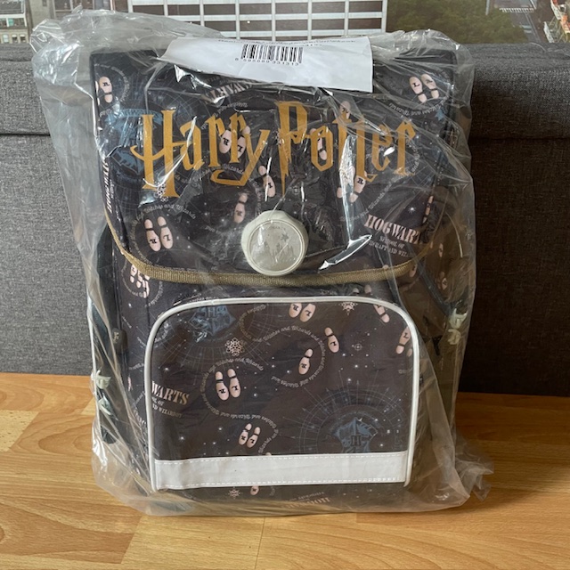 Baagl Ergo Harry Potter Schulranzen verpackt