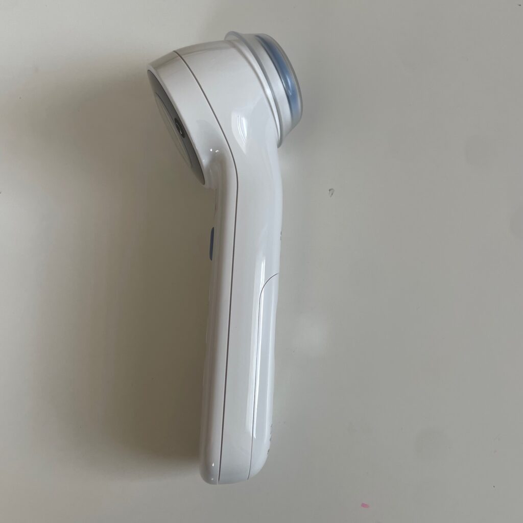 Braun Sensian 7 Stirnthermometer seitlich