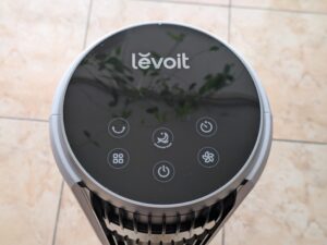 Display des Levoit LTF-F362-WEU Ventilators