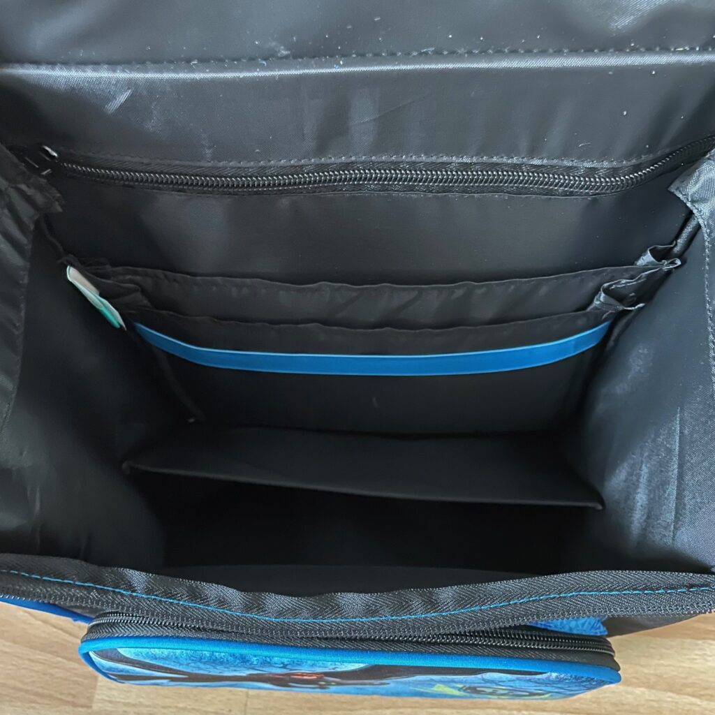 Familando Dragons Schulranzen Hauptfach