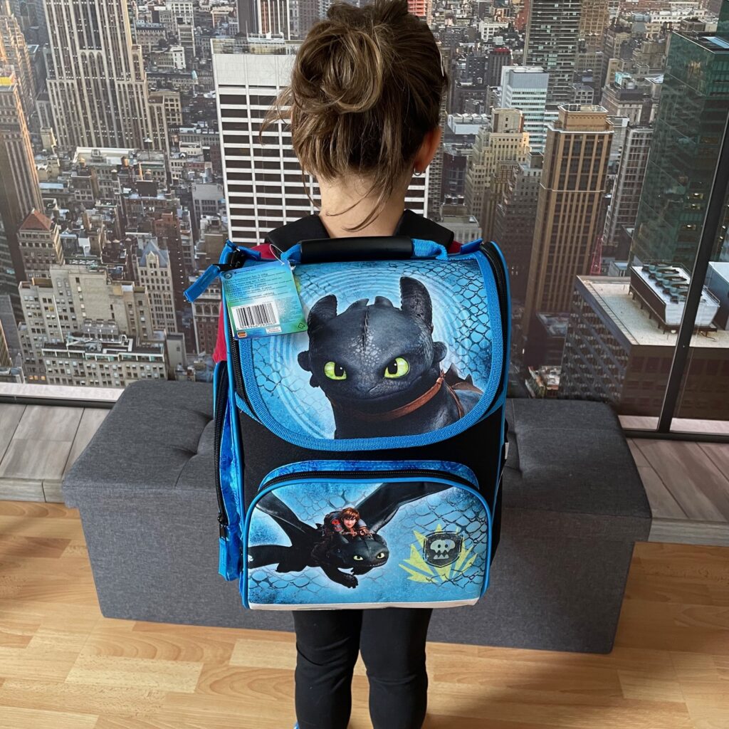 Familando Dragons Schulranzen im Einsatz